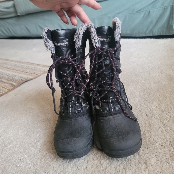 Winter Boots for Girls Size 1 in Black - Picture 4 of 14